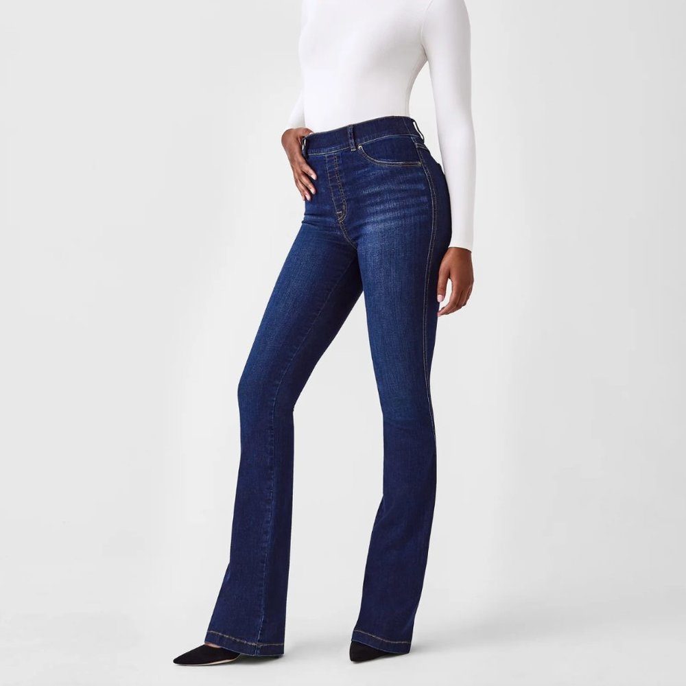 SPANX FLARE JEANS IN MIDNIGHT SHADE, NWT